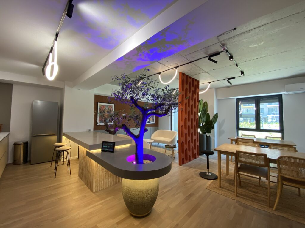 Hoyo X Your Smart & Comfy Coworking Space